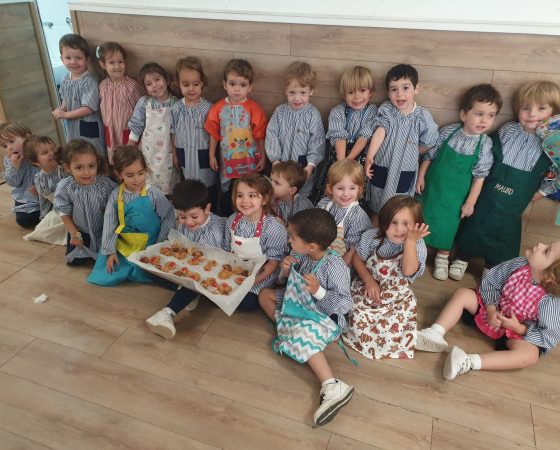 Los niños de P3B nos vamos de excursión y celebramos la castañada.