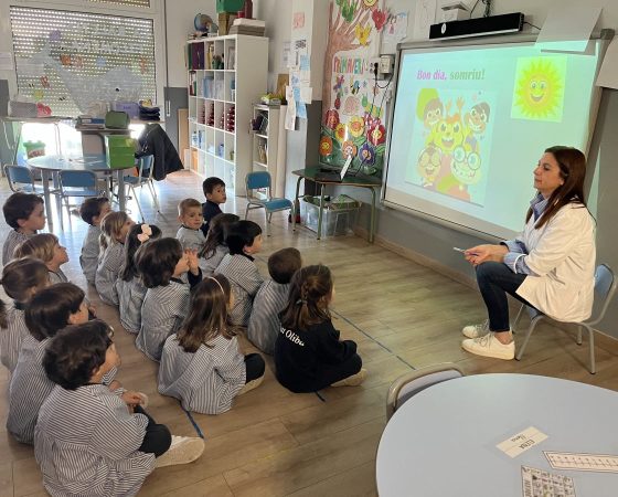 A P4 la Victoria ens ensenya a rentar-nos les dents.